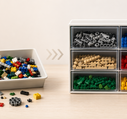 A tray of mixed building bricks on the left and a drawer organizer with sorted parts on the right, connected by subtle arrows.